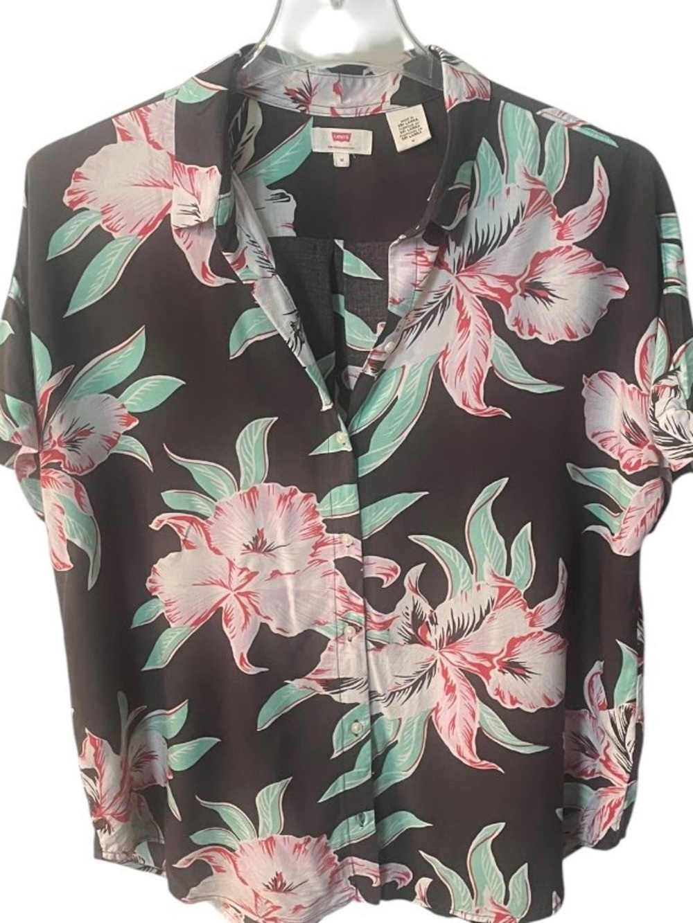 Levi's Short Sleeve Button-Down Hawaiian Top
